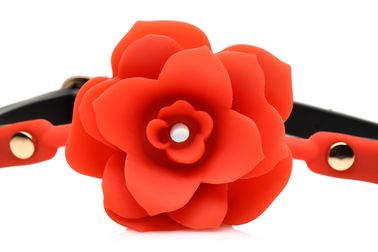 Силіконовий кляп з трояндою Master Series: Blossom Silicone Rose Gag – Red