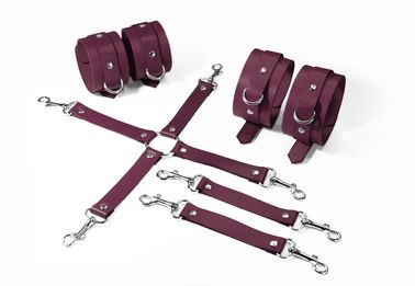 Набор Feral Feelings BDSM Kit 3 Burgundy, наручники, поножи, коннектор