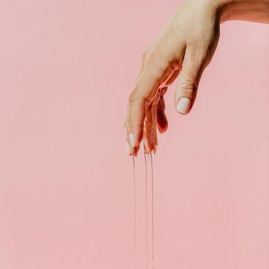 Розігрівальна олія Bijoux Indiscrets Light my Fire &ndash; Strawberry Bubblegum (100 мл)