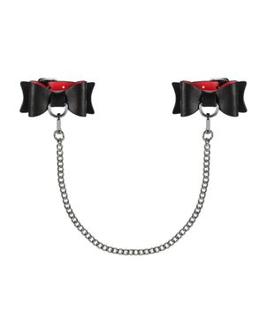 Шкіряні наручники-банти з довгим ланцюгом Obsessive A745 cuffs, чорно-червоні, довгий ланцюг