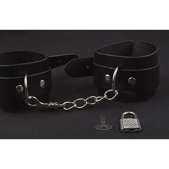 Набір MAI BDSM STARTER KIT Nº 75 Black: батіг, кляп, наручники, маска, нашийник, мотузка, затискачі